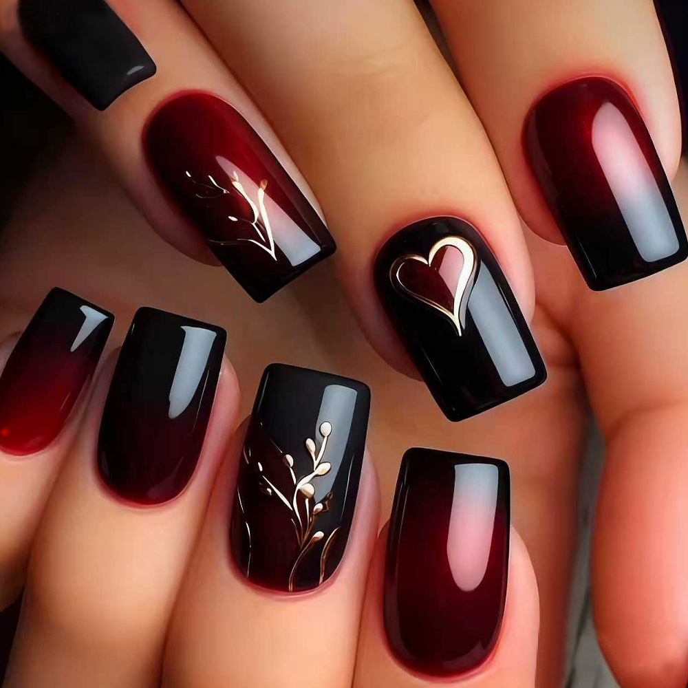 Nail Art Wedding - Cute heart fake nails for Valentine's