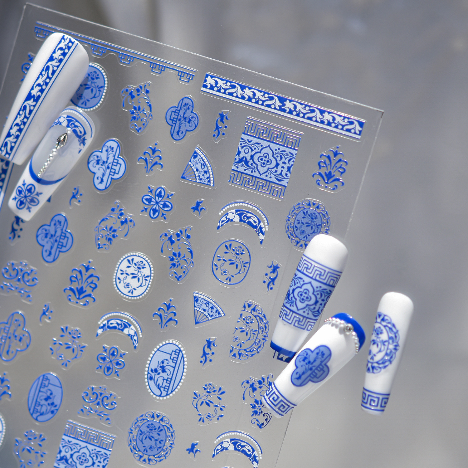 Traceless Blue White Porcelain - Nail Art Zelda ulasan dan harga